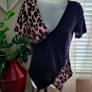 Leopard print short sleeve criss cross top